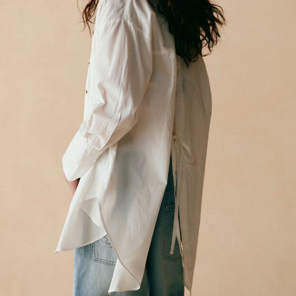 BNWT! FREE PEOPLE! 'The Daily Shirt' in White and SZ is XS! Oversized!